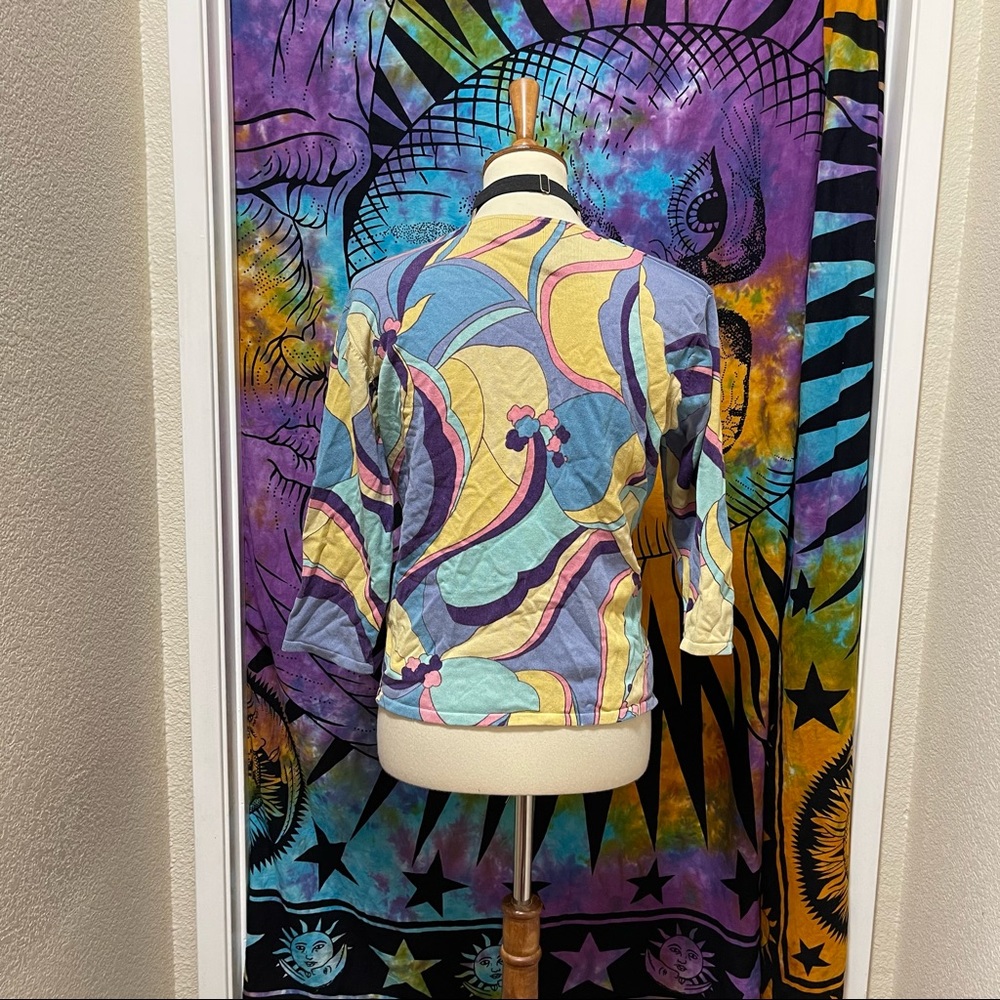 π Amazing pastel Vintage art sweater - Picture 5 of 11